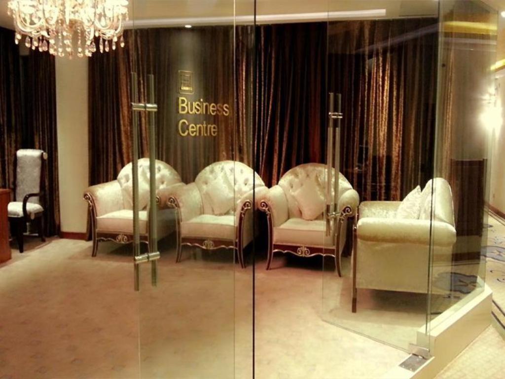 Star World Hotel Naypyidaw Ngoại thất bức ảnh