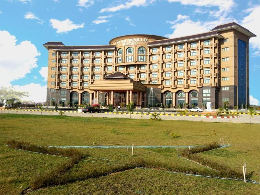 Star World Hotel Naypyidaw Ngoại thất bức ảnh