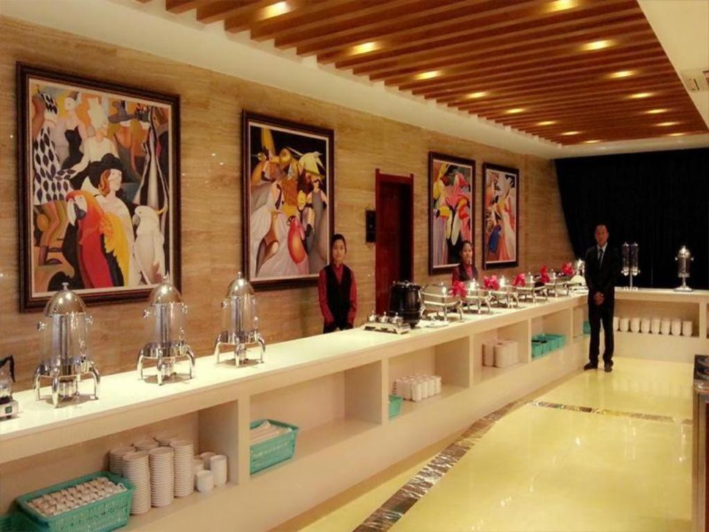 Star World Hotel Naypyidaw Ngoại thất bức ảnh