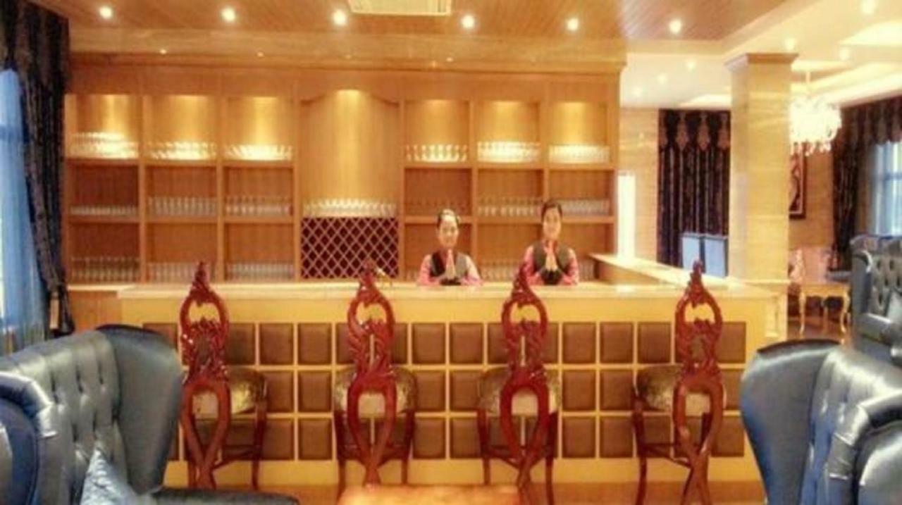 Star World Hotel Naypyidaw Ngoại thất bức ảnh