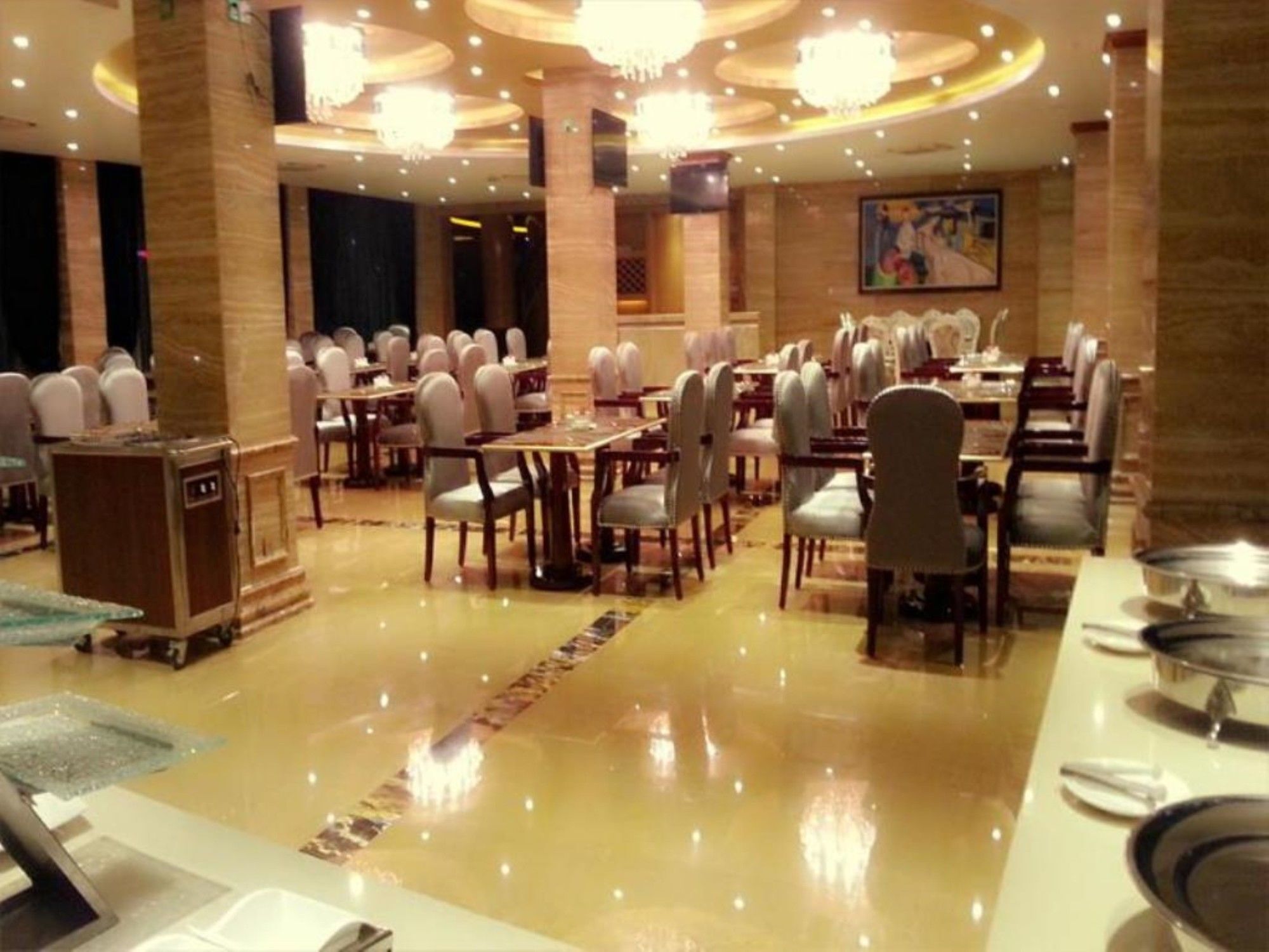 Star World Hotel Naypyidaw Ngoại thất bức ảnh